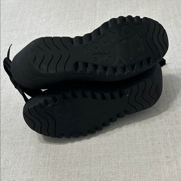 Fly London Boots Women’s 38 Black Suede Yebi Ankle Boot Wedge - Picture 10 of 13